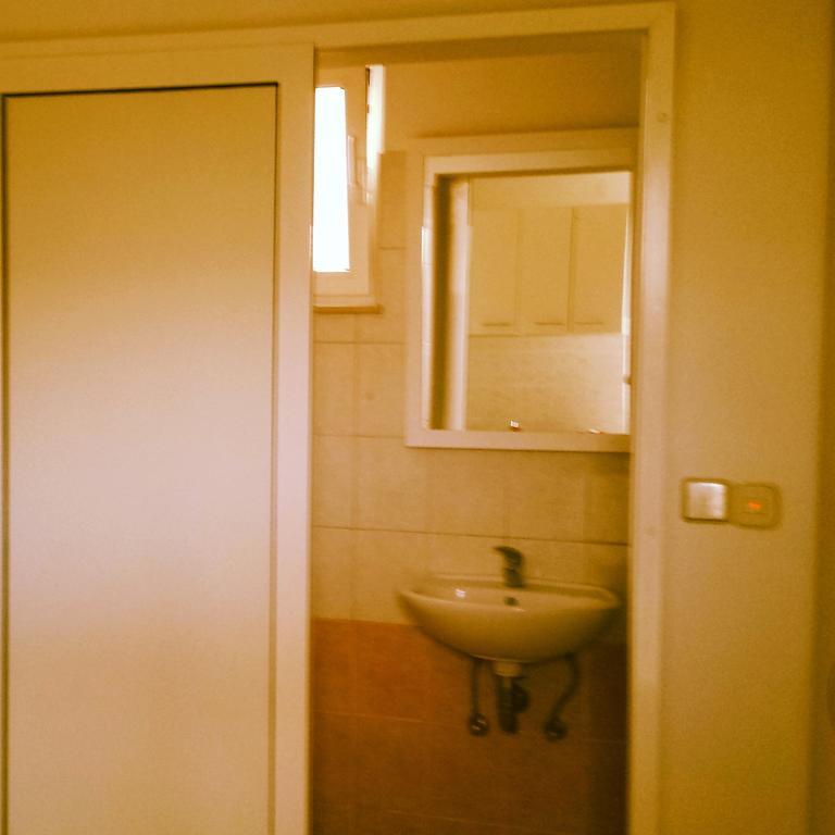 Igor Apartman *